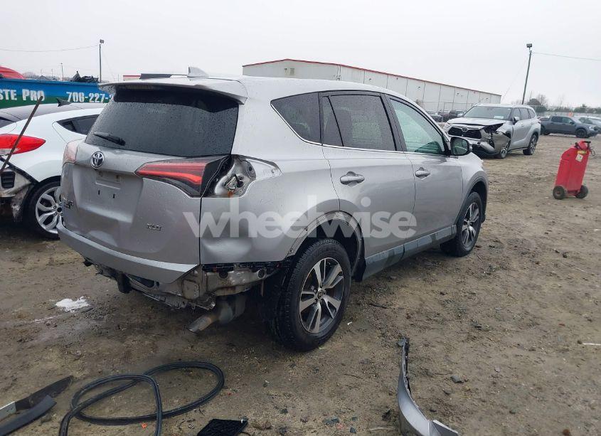 Photo 4 of 2016 Toyota Rav4 XLE (VIN 2T3WFREV4GW287186)