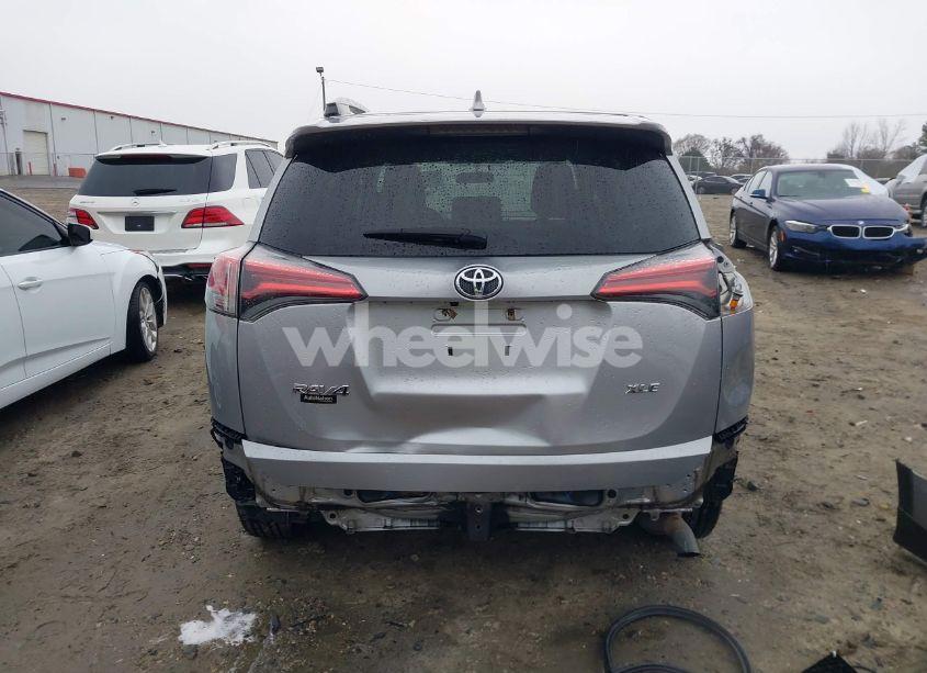 Photo 6 of 2016 Toyota Rav4 XLE (VIN 2T3WFREV4GW287186)