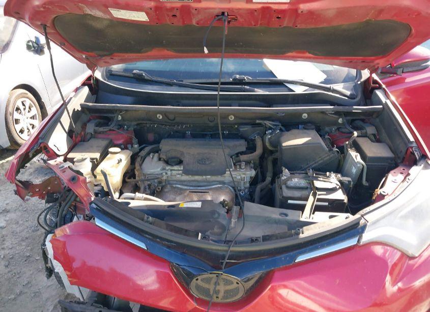 Photo 10 of 2016 Toyota Rav4 XLE (VIN 2T3WFREV4GW305671)