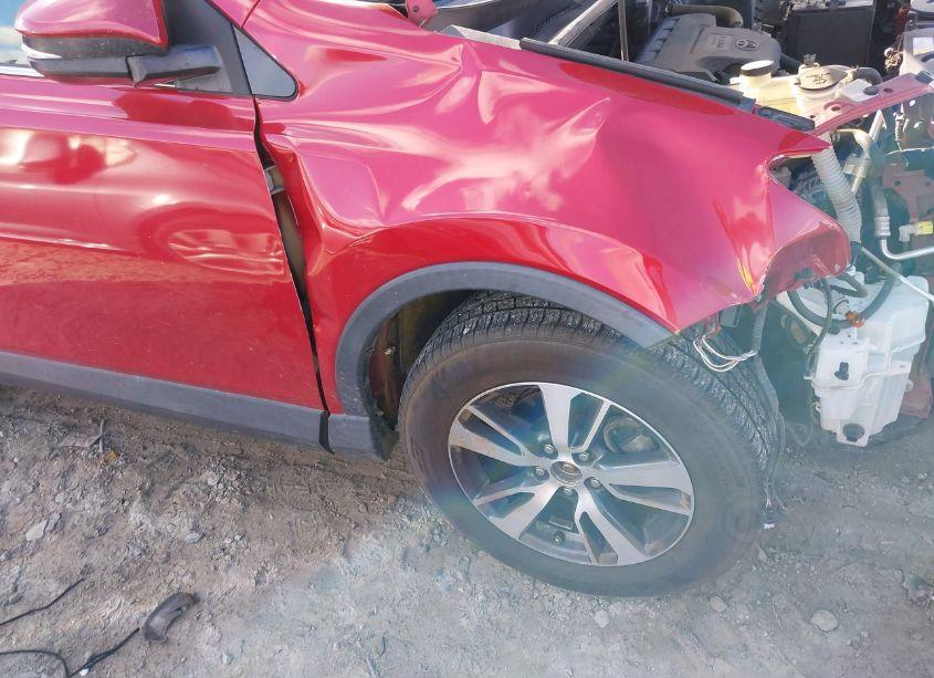 Photo 12 of 2016 Toyota Rav4 XLE (VIN 2T3WFREV4GW305671)