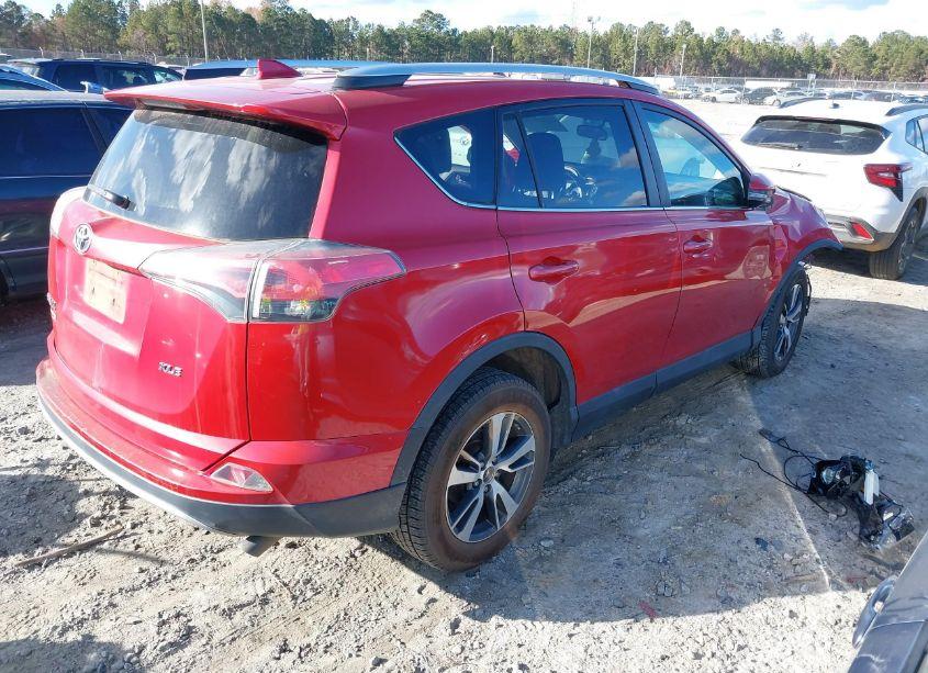 Photo 4 of 2016 Toyota Rav4 XLE (VIN 2T3WFREV4GW305671)