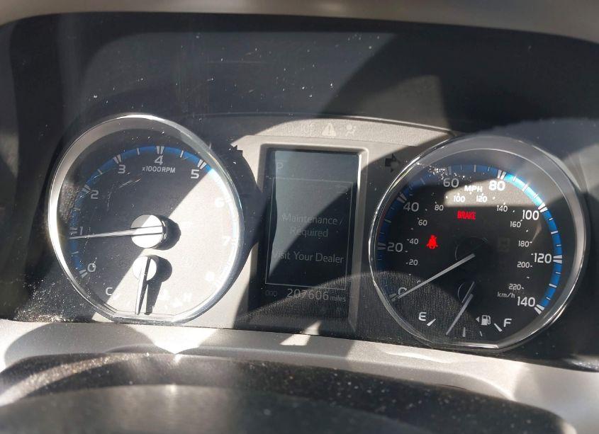 Photo 7 of 2016 Toyota Rav4 XLE (VIN 2T3WFREV4GW305671)