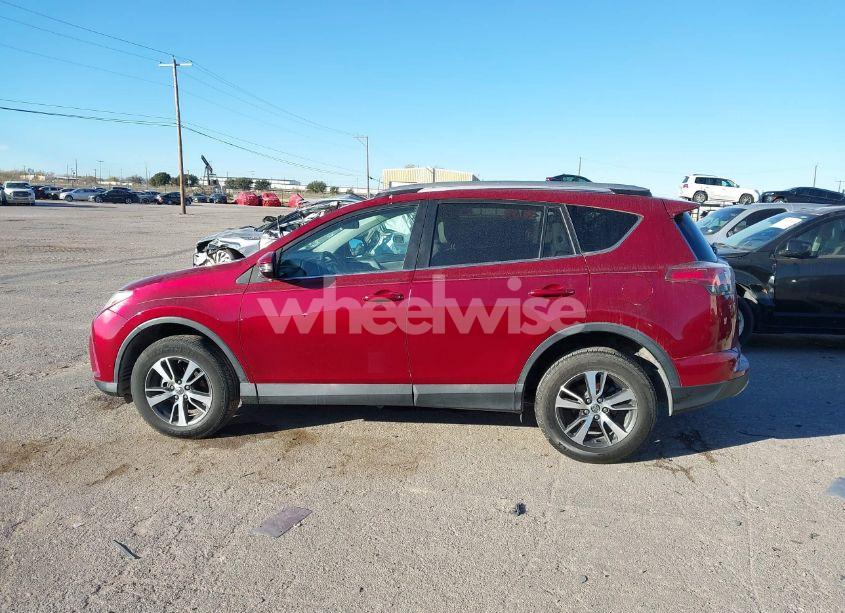 Photo 14 of 2018 Toyota Rav4 ADVENTURE/XLE (VIN 2T3WFREV4JW407124)