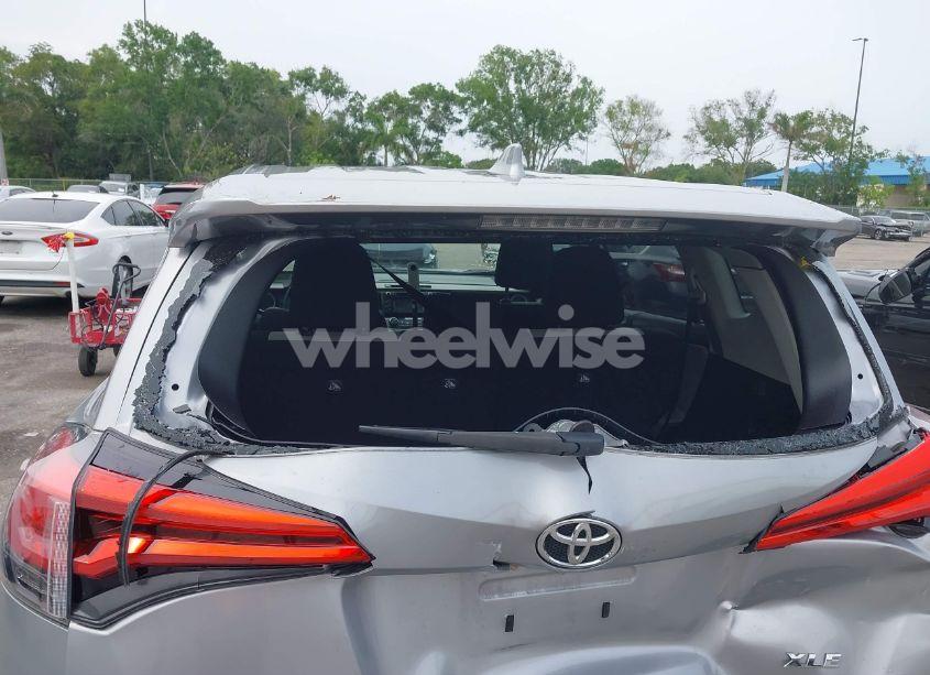 Photo 19 of 2018 Toyota Rav4 XLE (VIN 2T3WFREV4JW410069)