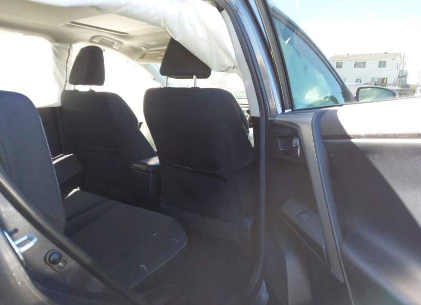 Photo 8 of 2018 Toyota Rav4 ADVENTURE/XLE (VIN 2T3WFREV4JW428734)