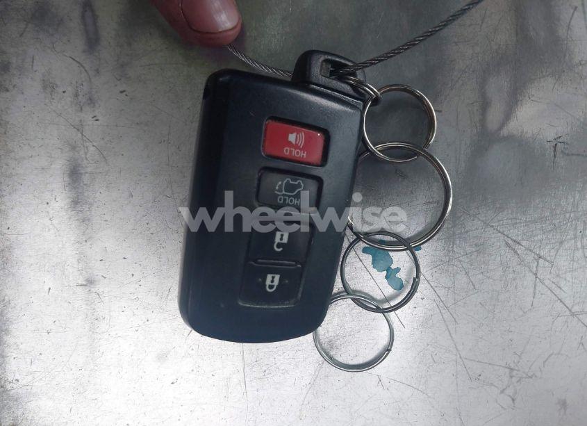 Photo 11 of 2018 Toyota Rav4 ADVENTURE/XLE (VIN 2T3WFREV4JW442276)