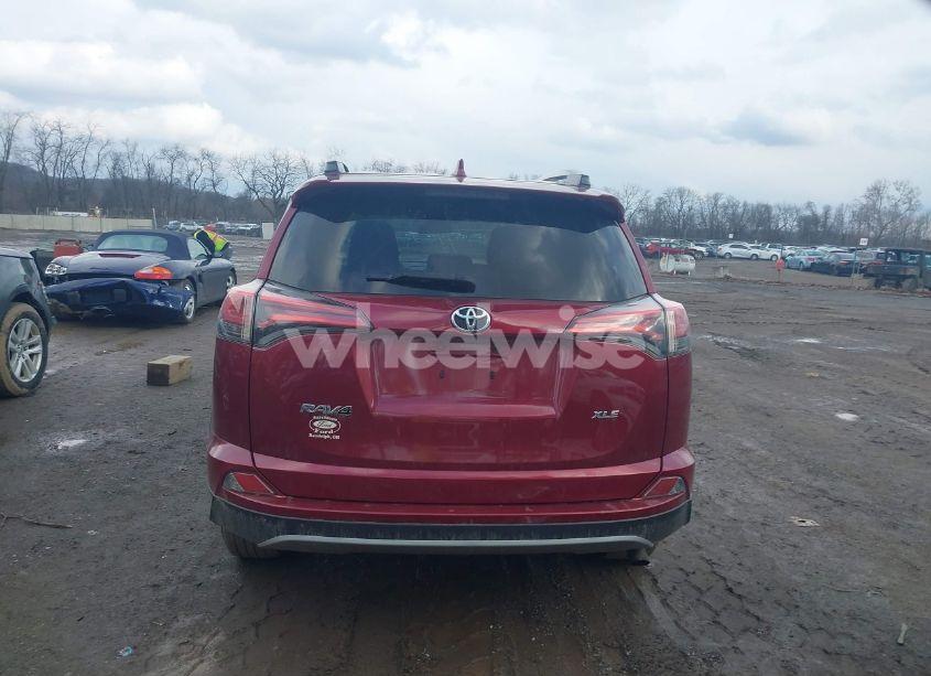 Photo 17 of 2018 Toyota Rav4 ADVENTURE/XLE (VIN 2T3WFREV4JW442276)