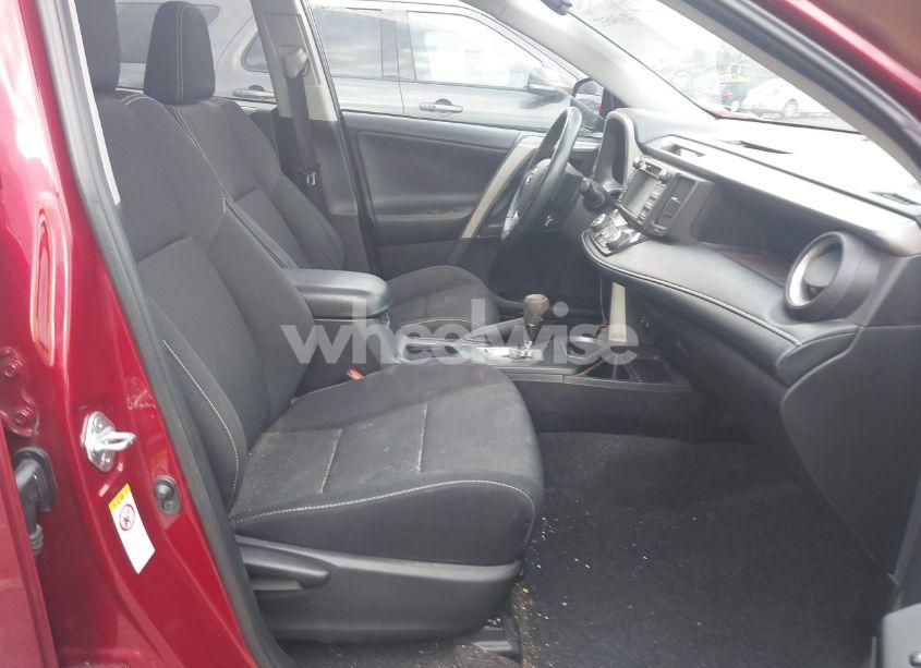 Photo 5 of 2018 Toyota Rav4 ADVENTURE/XLE (VIN 2T3WFREV4JW442276)