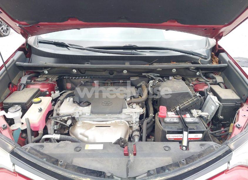 Photo 10 of 2018 Toyota Rav4 XLE (VIN 2T3WFREV4JW478761)