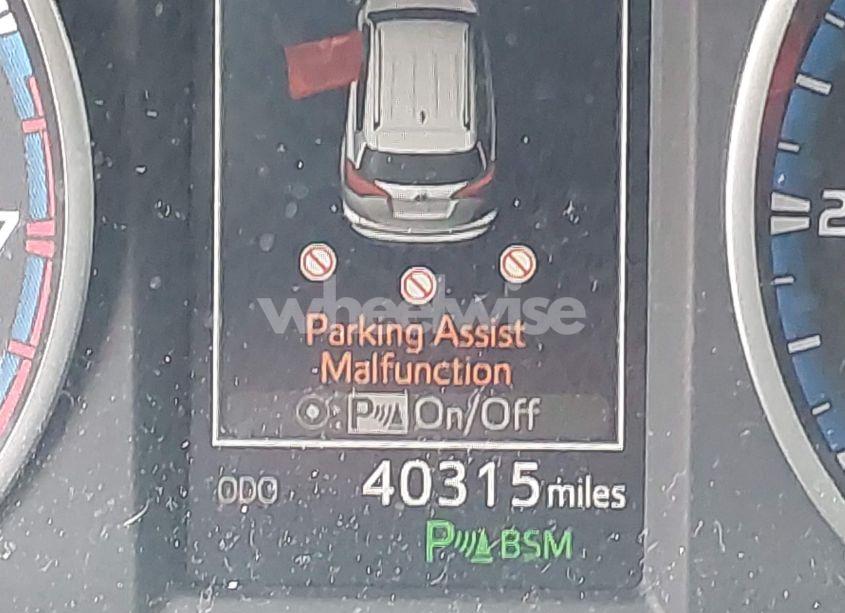 Photo 15 of 2018 Toyota Rav4 XLE (VIN 2T3WFREV4JW478761)