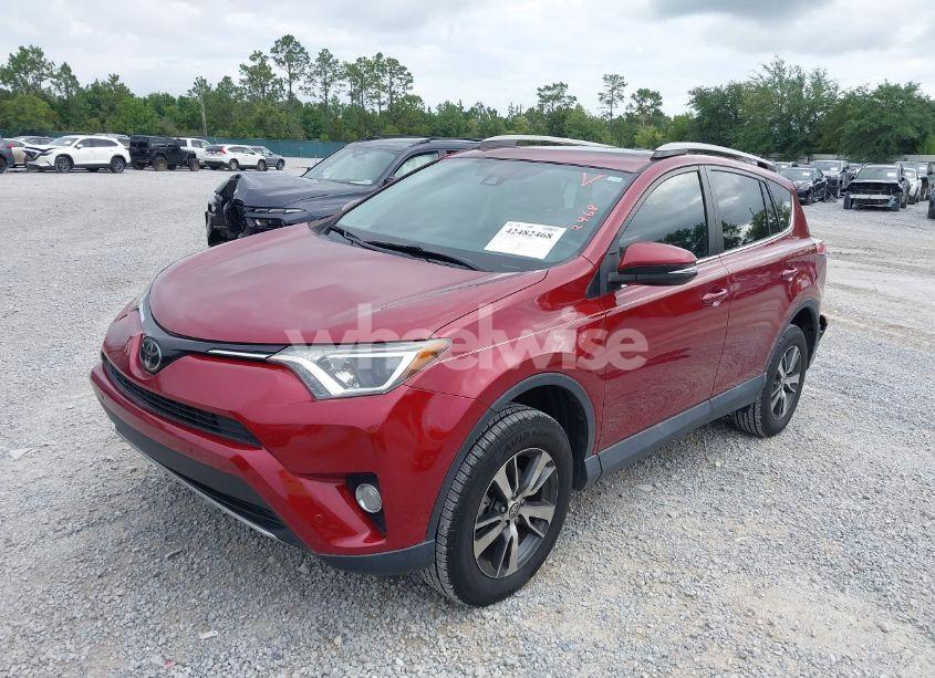 Photo 2 of 2018 Toyota Rav4 XLE (VIN 2T3WFREV4JW478761)