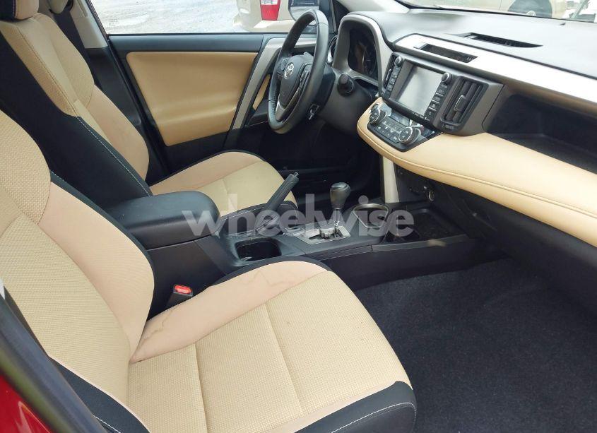 Photo 5 of 2018 Toyota Rav4 XLE (VIN 2T3WFREV4JW478761)