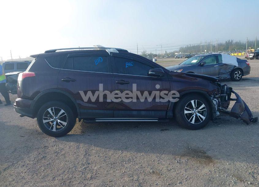 Photo 13 of 2018 Toyota Rav4 ADVENTURE/XLE (VIN 2T3WFREV4JW498721)