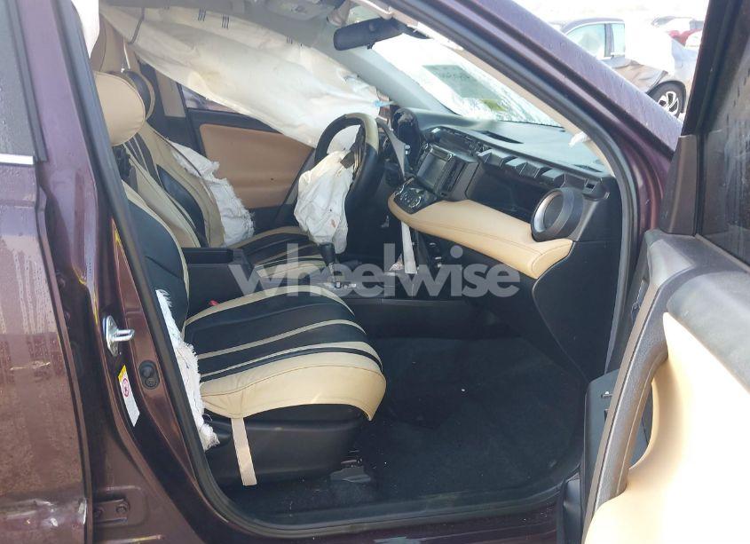 Photo 5 of 2018 Toyota Rav4 ADVENTURE/XLE (VIN 2T3WFREV4JW498721)