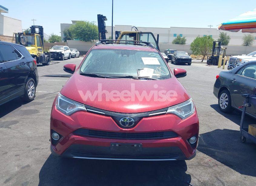 Photo 13 of 2018 Toyota Rav4 XLE (VIN 2T3WFREV4JW505053)