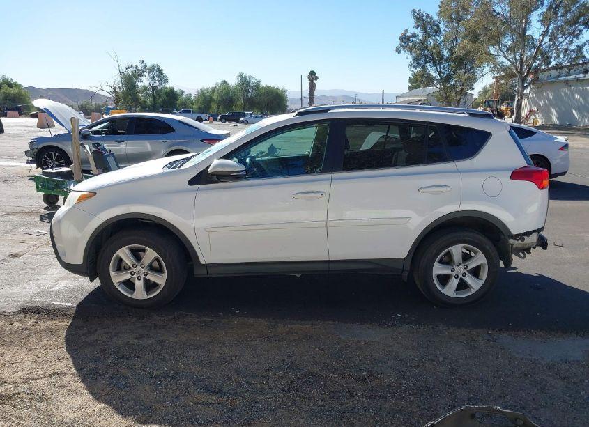 Photo 15 of 2013 Toyota Rav4 XLE (VIN 2T3WFREV5DW040139)