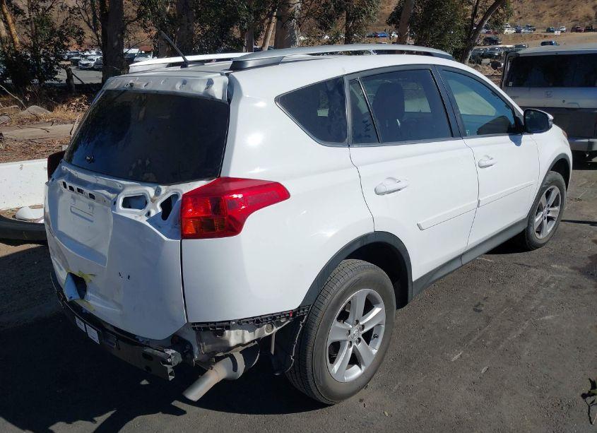 Photo 4 of 2013 Toyota Rav4 XLE (VIN 2T3WFREV5DW040139)