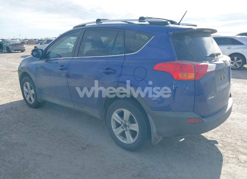 Photo 3 of 2014 Toyota Rav4 XLE (VIN 2T3WFREV5EW088824)