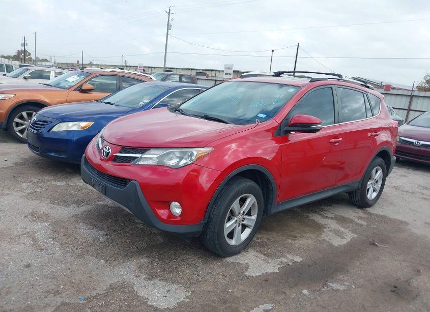 Photo 2 of 2014 Toyota Rav4 XLE (VIN 2T3WFREV5EW094543)