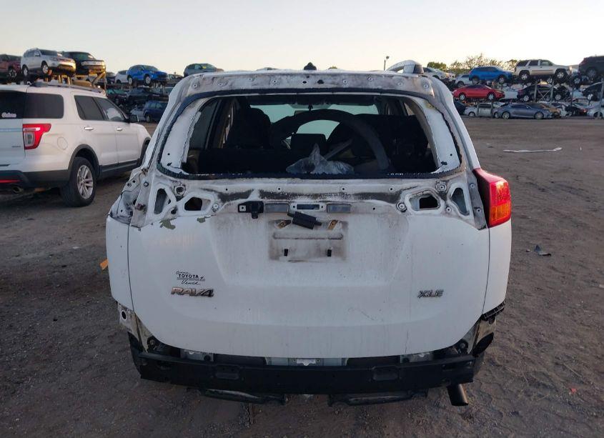 Photo 17 of 2014 Toyota Rav4 XLE (VIN 2T3WFREV5EW112068)