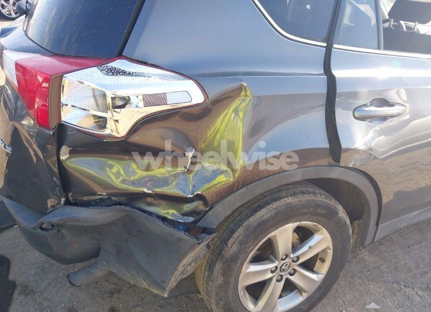 Photo 6 of 2015 Toyota Rav4 XLE (VIN 2T3WFREV5FW142978)