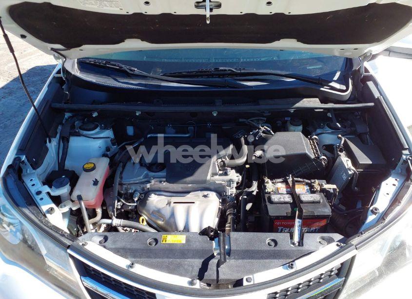 Photo 10 of 2015 Toyota Rav4 XLE (VIN 2T3WFREV5FW177424)