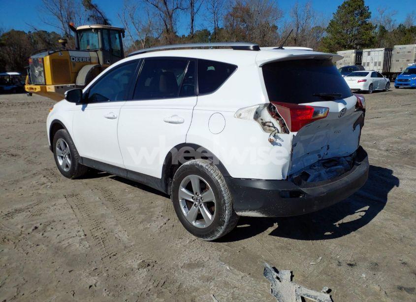 Photo 3 of 2015 Toyota Rav4 XLE (VIN 2T3WFREV5FW177424)