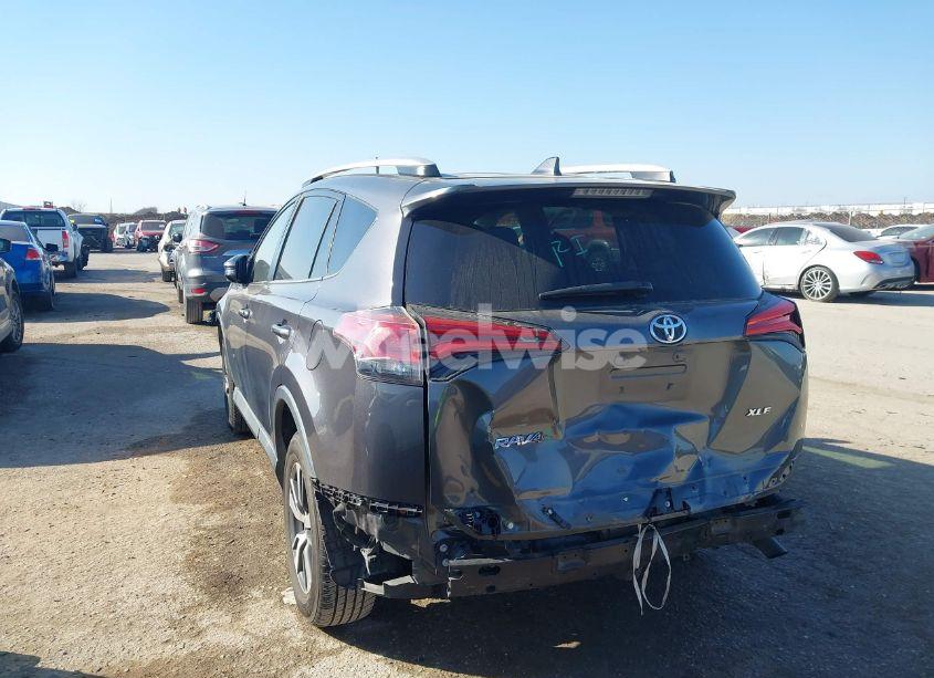 Photo 3 of 2016 Toyota Rav4 XLE (VIN 2T3WFREV5GW286077)