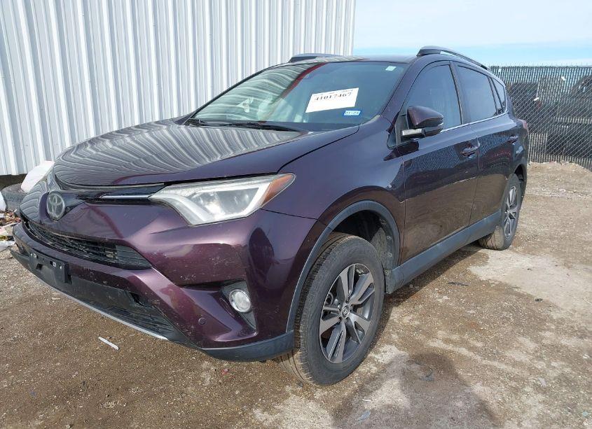 Photo 2 of 2017 Toyota Rav4 XLE (VIN 2T3WFREV5HW340771)
