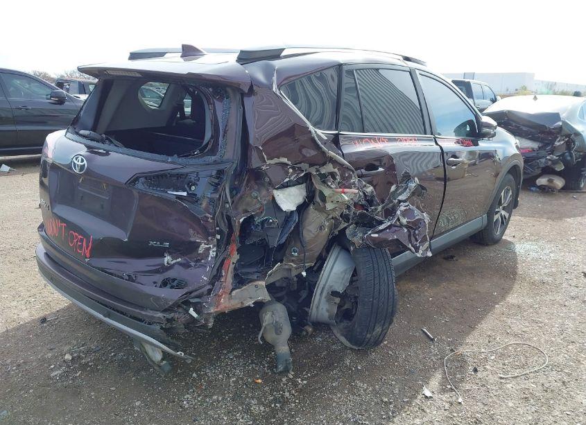 Photo 4 of 2017 Toyota Rav4 XLE (VIN 2T3WFREV5HW340771)