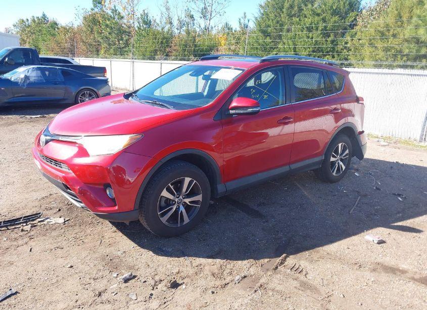 Photo 2 of 2017 Toyota Rav4 XLE (VIN 2T3WFREV5HW351334)