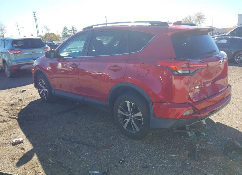 Photo 3 of 2017 Toyota Rav4 XLE (VIN 2T3WFREV5HW351334)