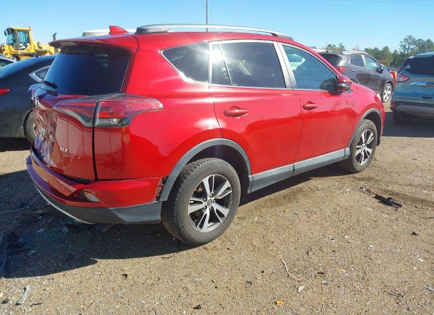 Photo 4 of 2017 Toyota Rav4 XLE (VIN 2T3WFREV5HW351334)