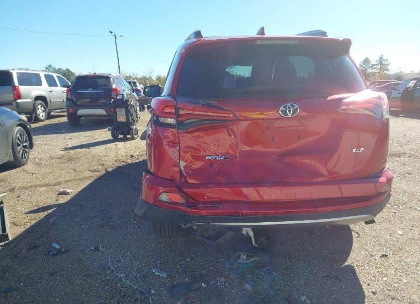 Photo 6 of 2017 Toyota Rav4 XLE (VIN 2T3WFREV5HW351334)