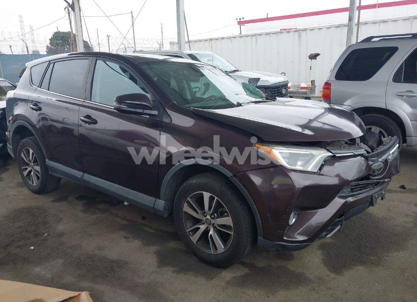 2017 Toyota Rav4 XLE (VIN 2T3WFREV5HW389968) main photo