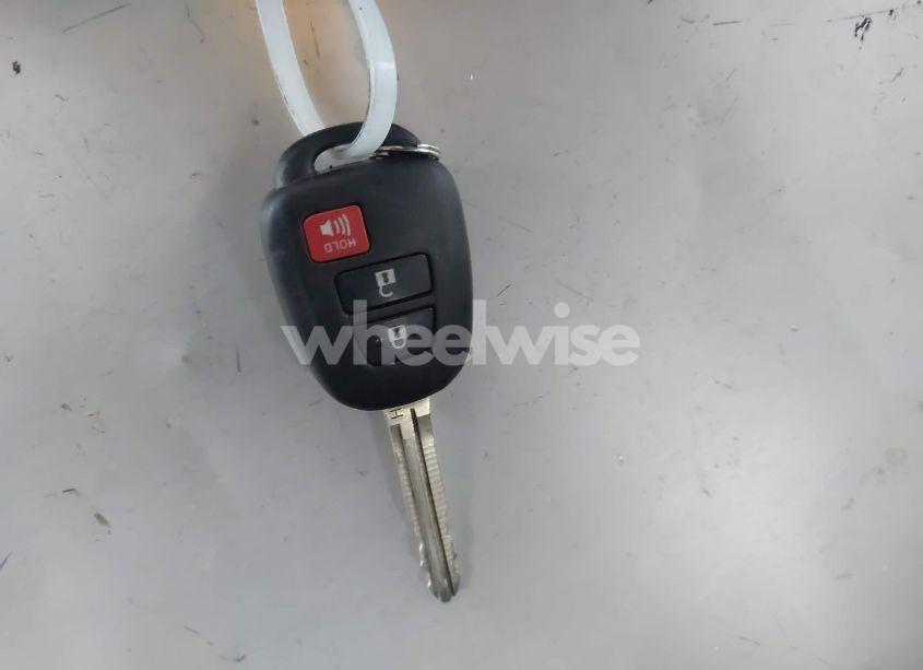 Photo 11 of 2017 Toyota Rav4 XLE (VIN 2T3WFREV5HW389968)