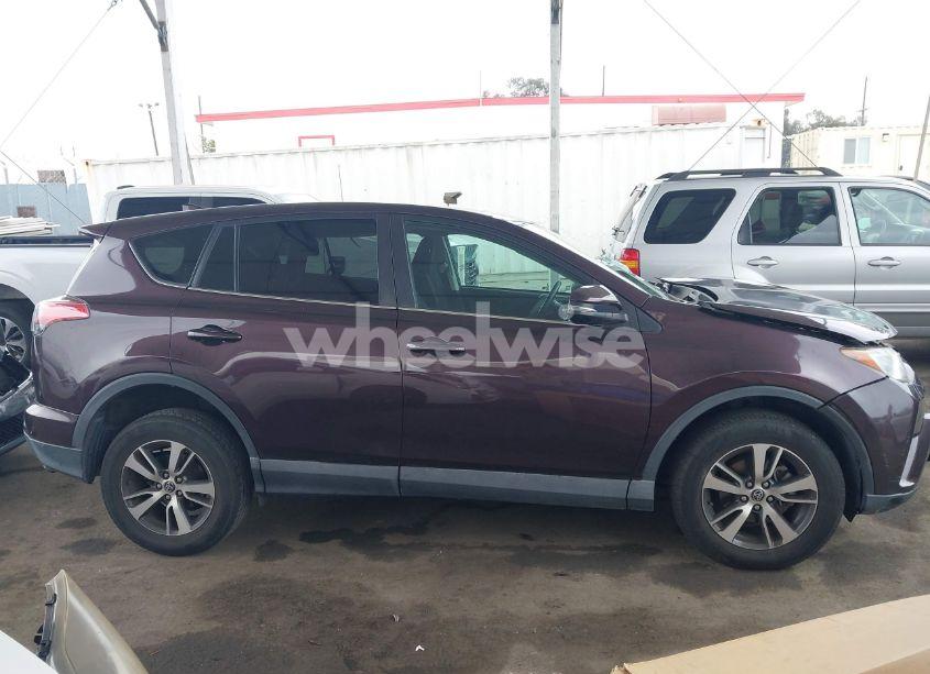 Photo 14 of 2017 Toyota Rav4 XLE (VIN 2T3WFREV5HW389968)