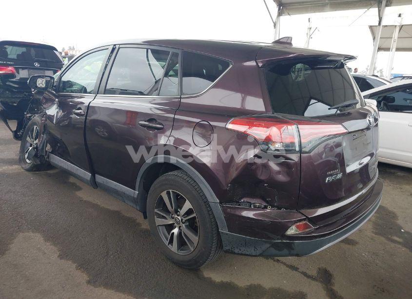 Photo 3 of 2017 Toyota Rav4 XLE (VIN 2T3WFREV5HW389968)