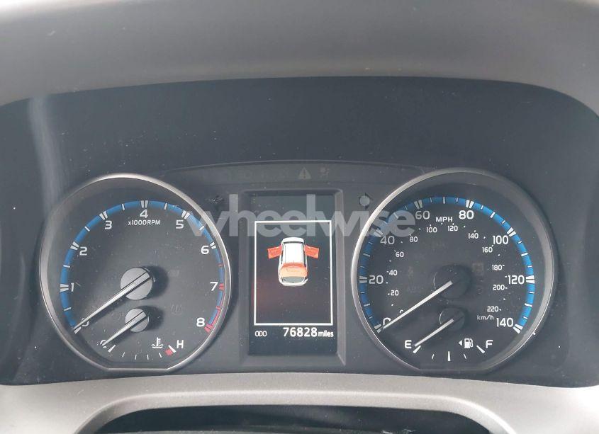 Photo 7 of 2017 Toyota Rav4 XLE (VIN 2T3WFREV5HW389968)