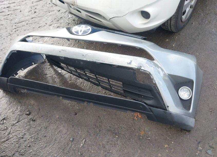 Photo 18 of 2018 Toyota Rav4 XLE (VIN 2T3WFREV5JW408363)