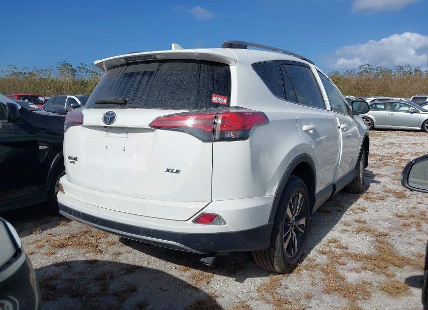 Photo 4 of 2018 Toyota Rav4 XLE (VIN 2T3WFREV5JW428175)