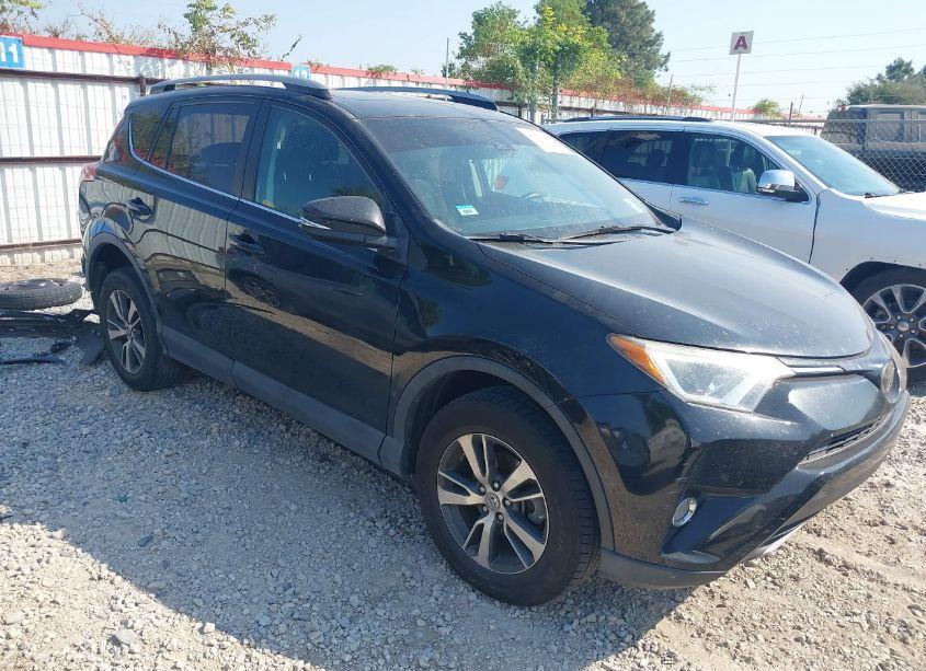 2018 Toyota Rav4 ADVENTURE/XLE (VIN 2T3WFREV5JW439094) main photo