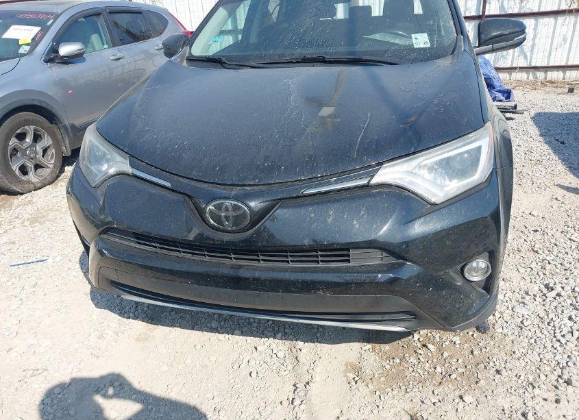 Photo 13 of 2018 Toyota Rav4 ADVENTURE/XLE (VIN 2T3WFREV5JW439094)