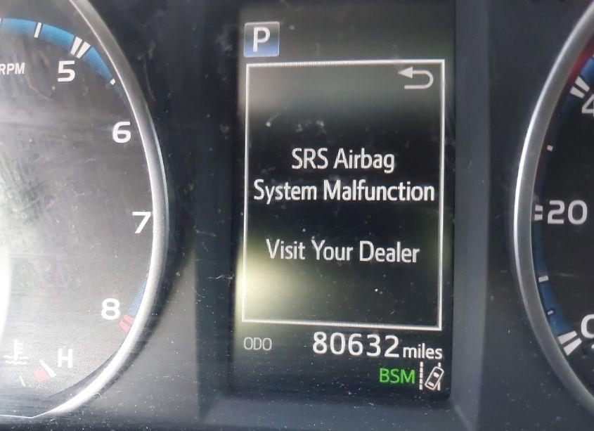 Photo 16 of 2018 Toyota Rav4 ADVENTURE/XLE (VIN 2T3WFREV5JW439094)