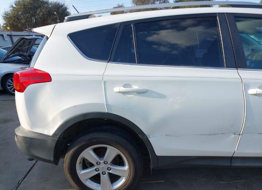 Photo 21 of 2013 Toyota Rav4 XLE (VIN 2T3WFREV6DW017212)