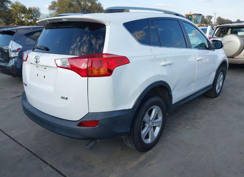 Photo 4 of 2013 Toyota Rav4 XLE (VIN 2T3WFREV6DW017212)