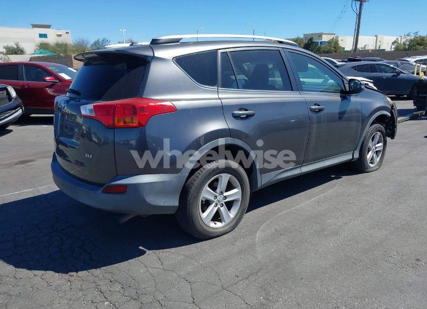 Photo 4 of 2013 Toyota Rav4 XLE (VIN 2T3WFREV6DW065678)