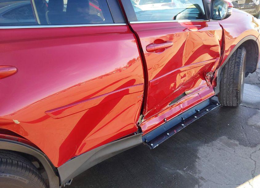 Photo 6 of 2015 Toyota Rav4 XLE (VIN 2T3WFREV6FW229515)