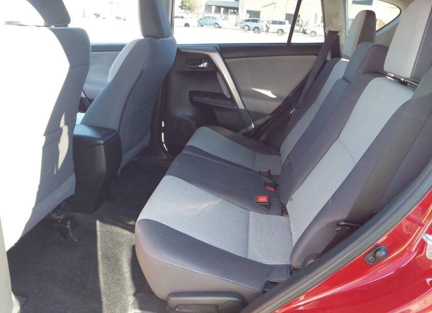 Photo 8 of 2015 Toyota Rav4 XLE (VIN 2T3WFREV6FW229515)