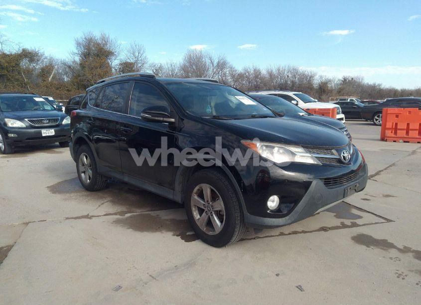 Photo 13 of 2015 Toyota Rav4 XLE (VIN 2T3WFREV6FW233077)